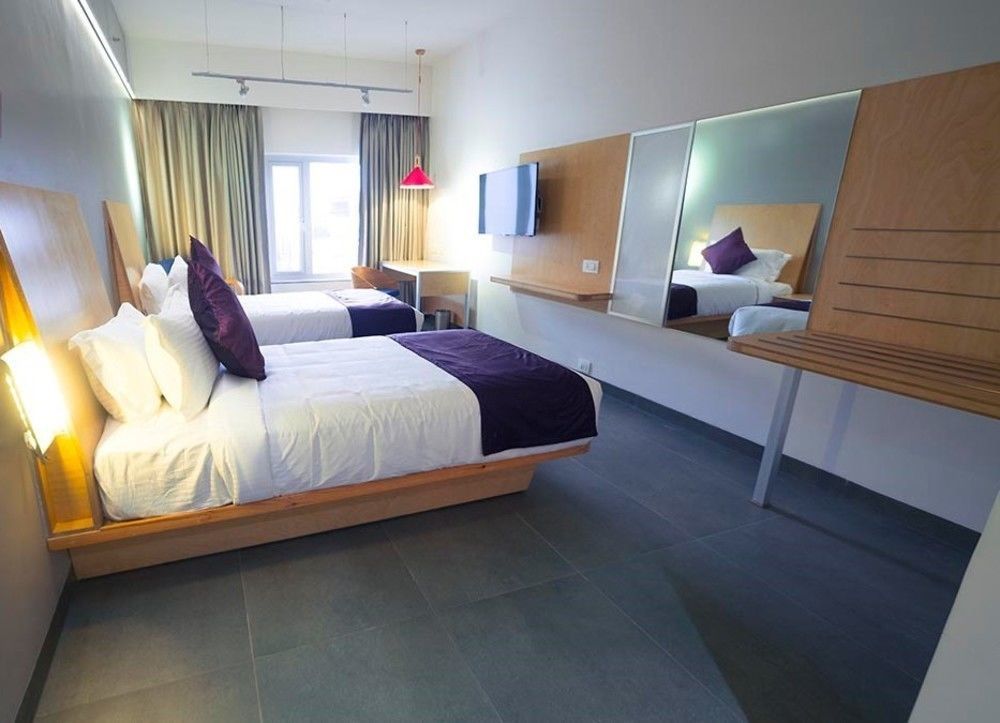 Hotel Aira Vijayawāda Dış mekan fotoğraf