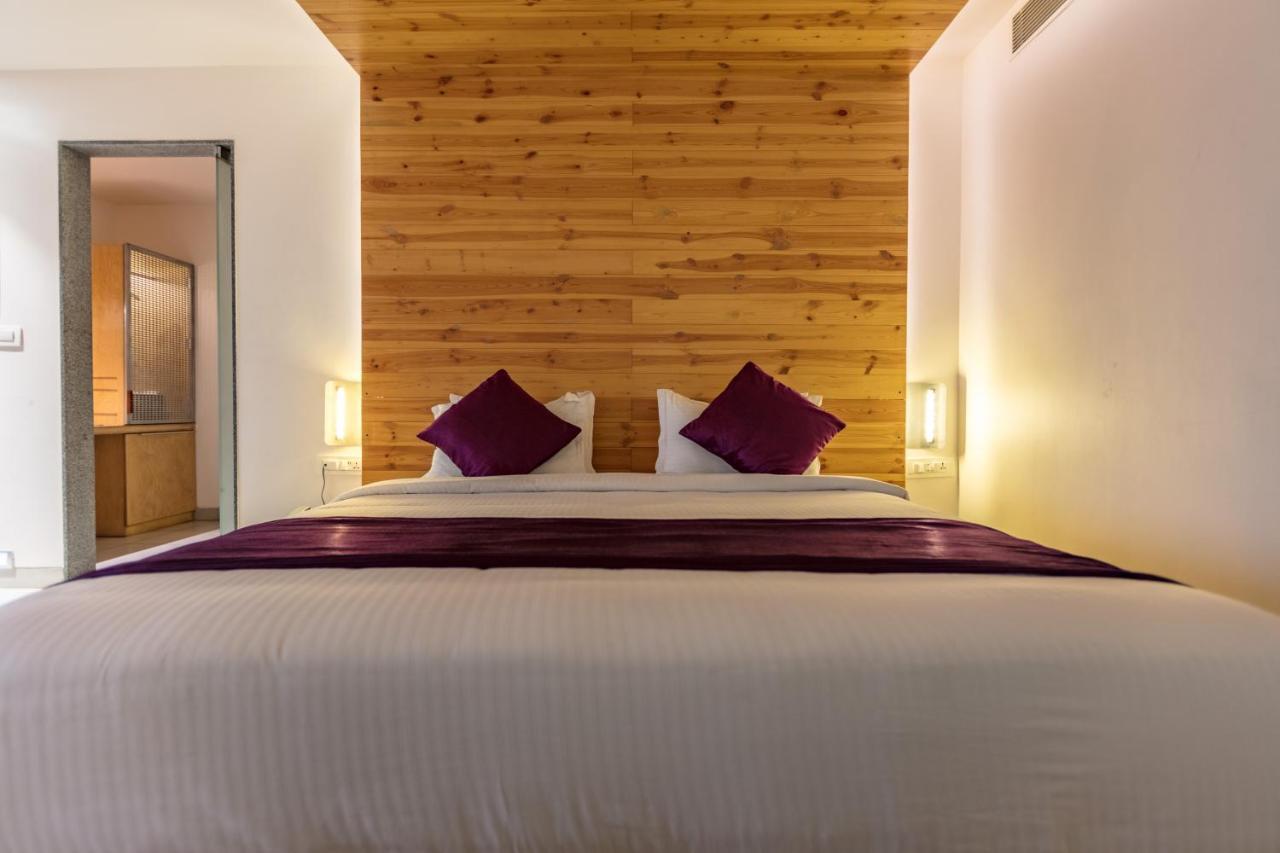 Hotel Aira Vijayawāda Dış mekan fotoğraf